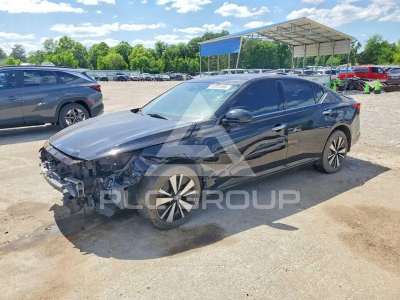 2019 Nissan ALTIMA фото
