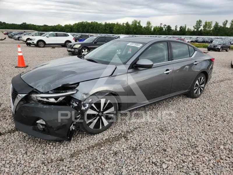 2019 Nissan ALTIMA фото