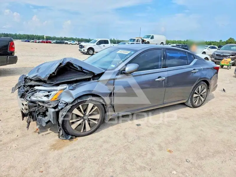 2019 Nissan ALTIMA фото