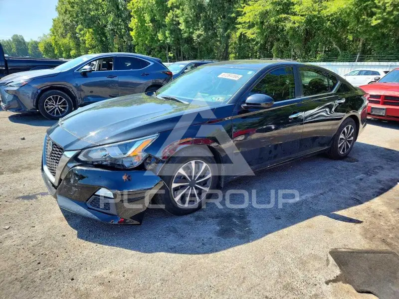 2019 Nissan ALTIMA photo
