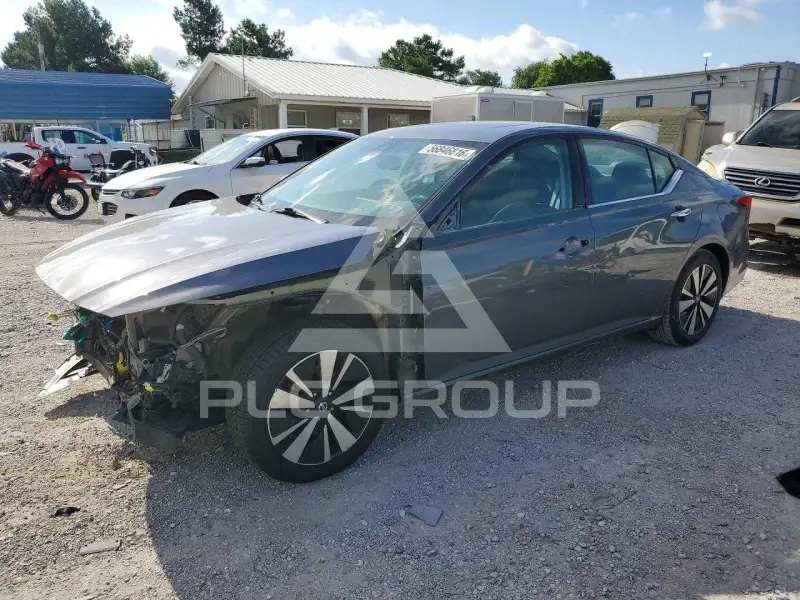 2019 Nissan ALTIMA photo