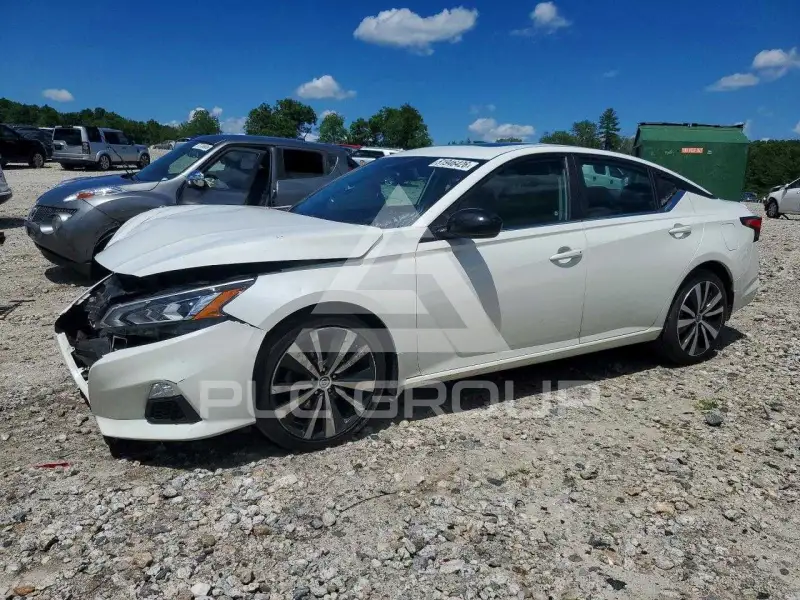 2019 Nissan ALTIMA photo