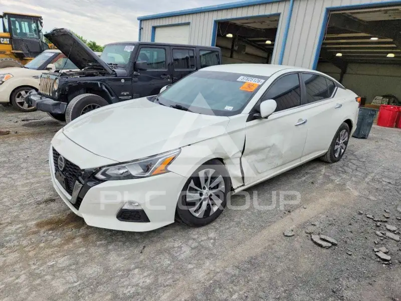 2019 Nissan ALTIMA фото