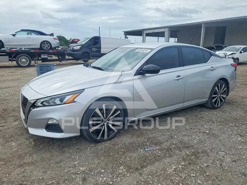 2019 Nissan ALTIMA photo