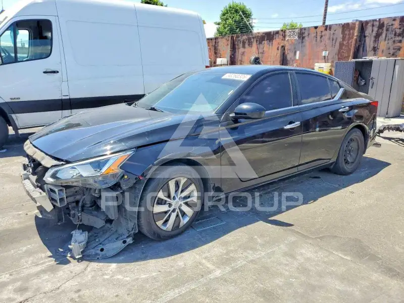 2019 Nissan ALTIMA фото
