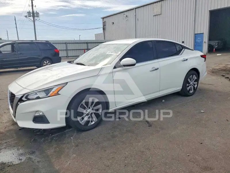 2019 Nissan ALTIMA фото