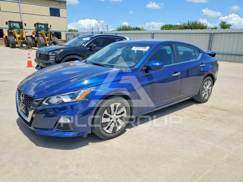 2019 Nissan ALTIMA photo