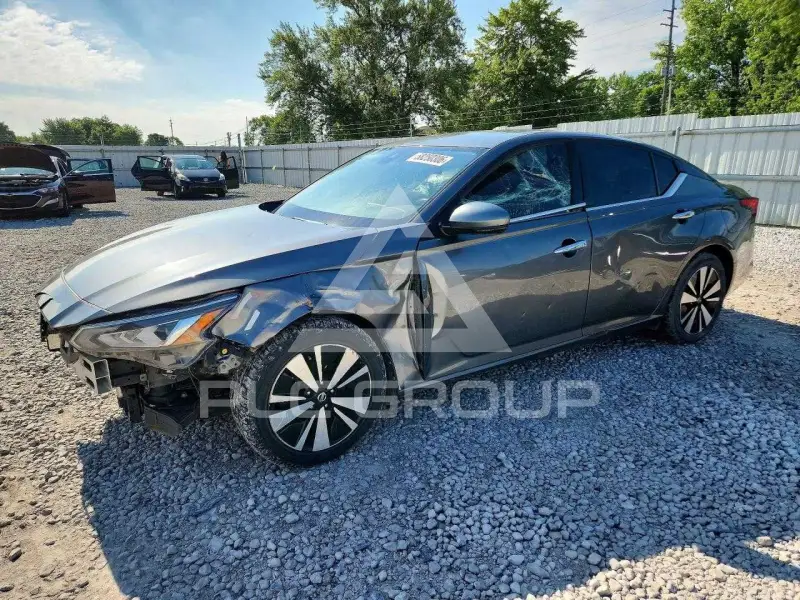 2019 Nissan ALTIMA фото