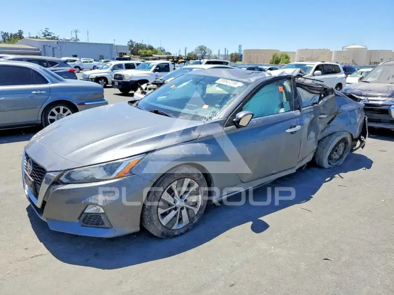 2019 Nissan ALTIMA photo
