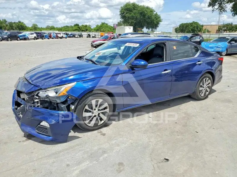 2019 Nissan ALTIMA фото