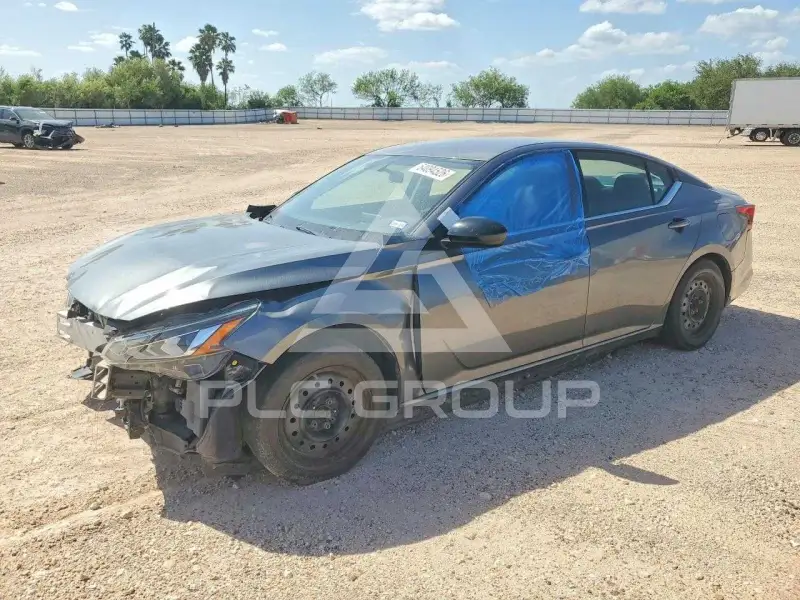 2019 Nissan ALTIMA photo