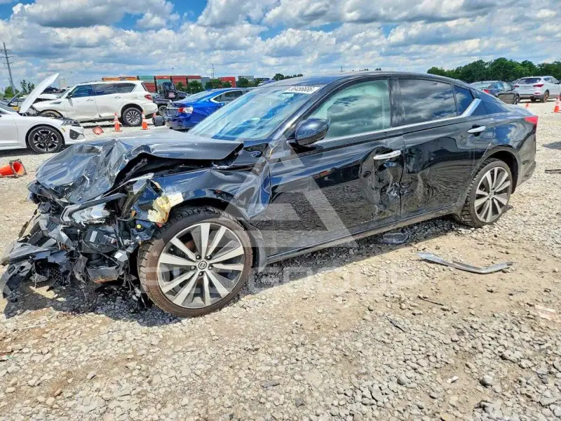 2019 Nissan ALTIMA фото