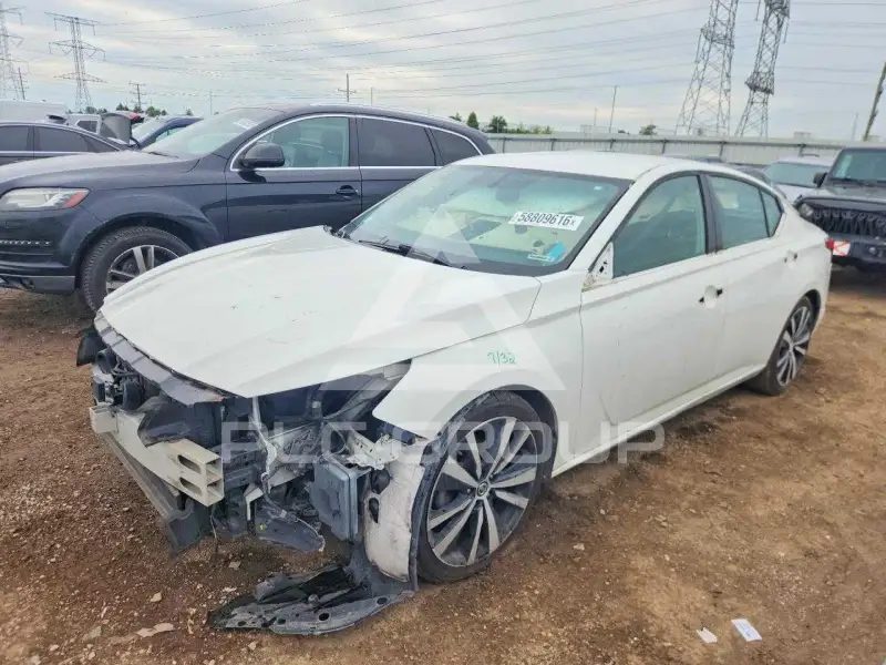 2019 Nissan ALTIMA фото