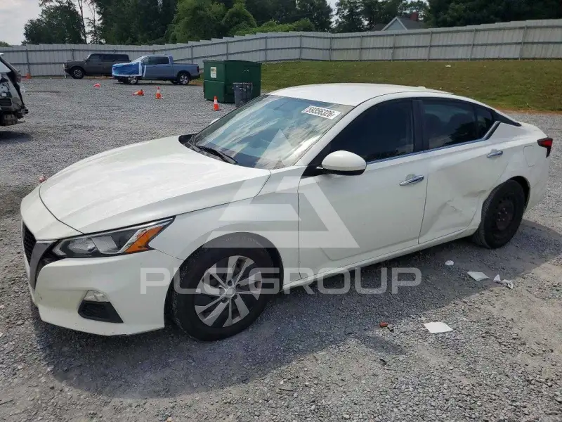 2019 Nissan ALTIMA photo