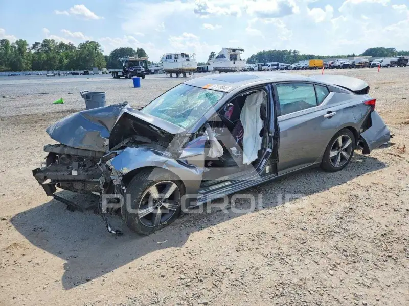 2019 Nissan ALTIMA фото