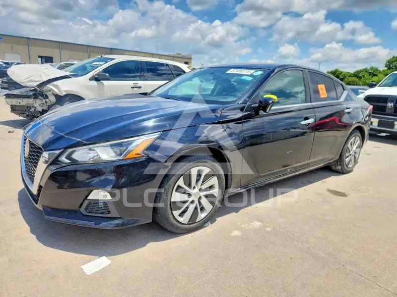 2019 Nissan ALTIMA фото