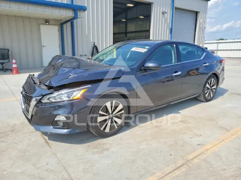 2019 Nissan ALTIMA photo