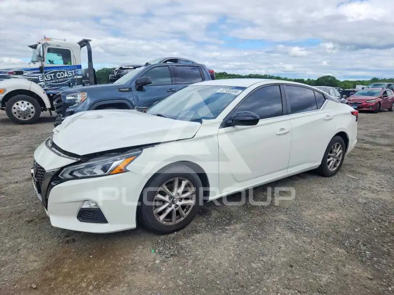 2019 Nissan ALTIMA photo