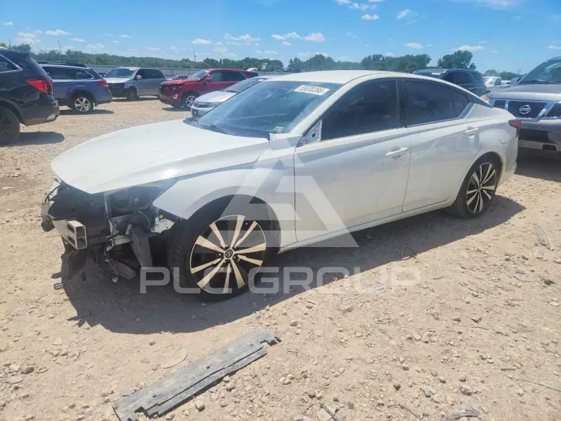 2019 Nissan ALTIMA фото