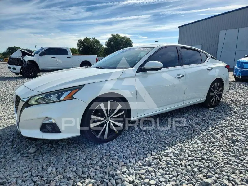 2019 Nissan ALTIMA photo