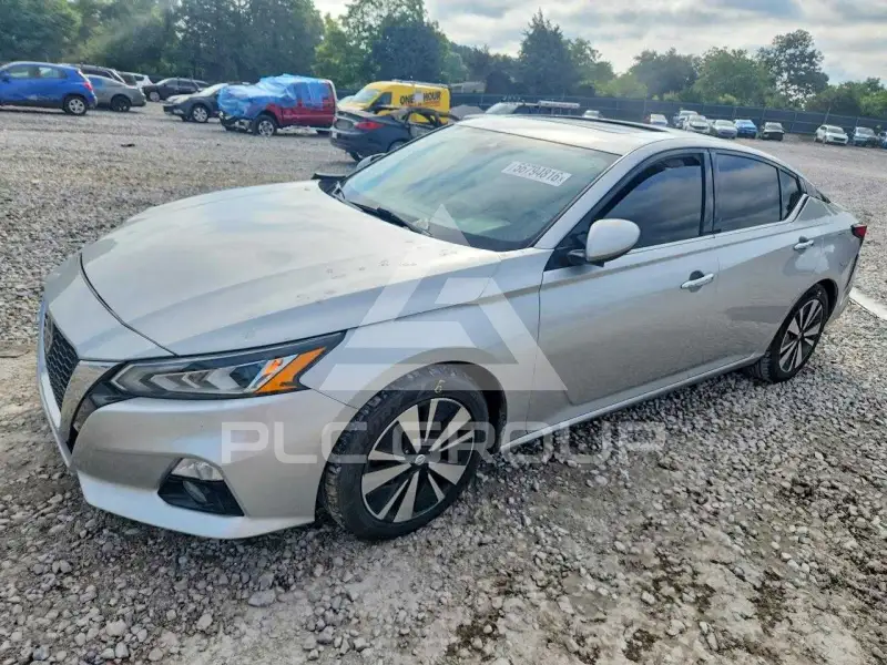 2019 Nissan ALTIMA photo