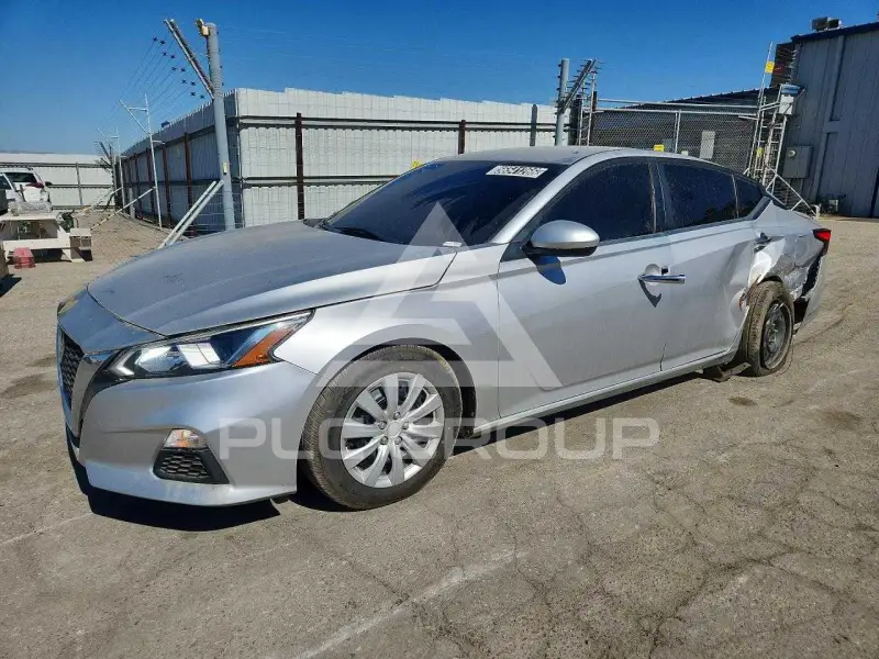 2019 Nissan ALTIMA photo