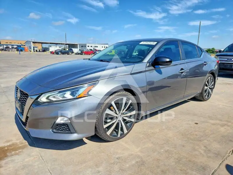 2019 Nissan ALTIMA photo