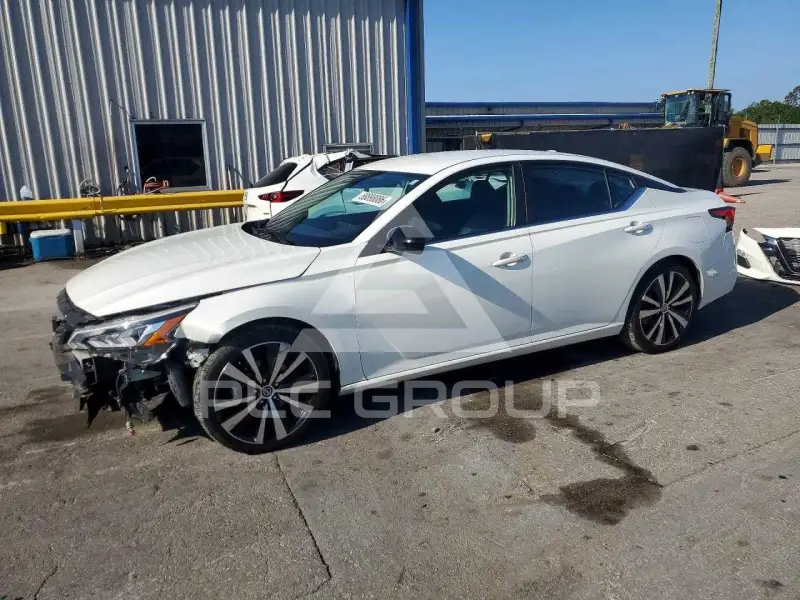 2019 Nissan ALTIMA фото