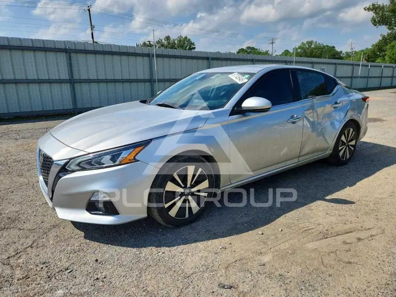 2019 Nissan ALTIMA photo