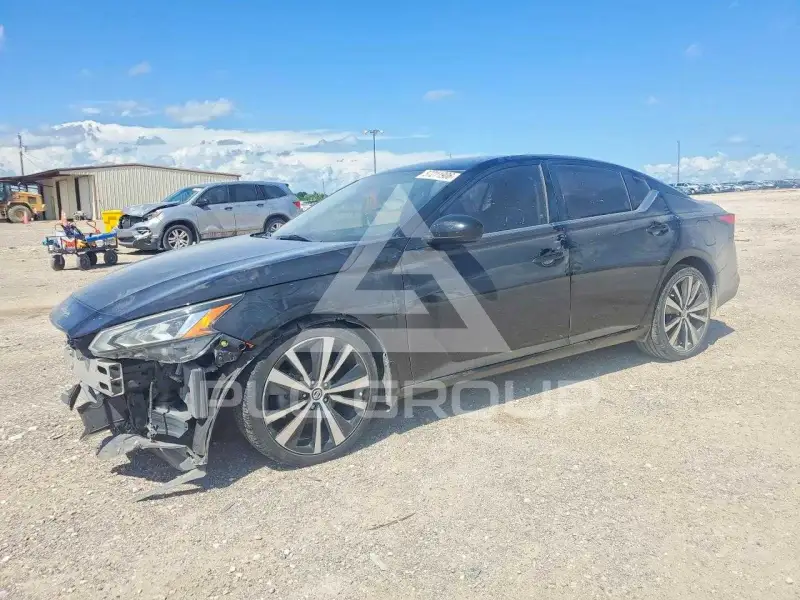 2019 Nissan ALTIMA photo