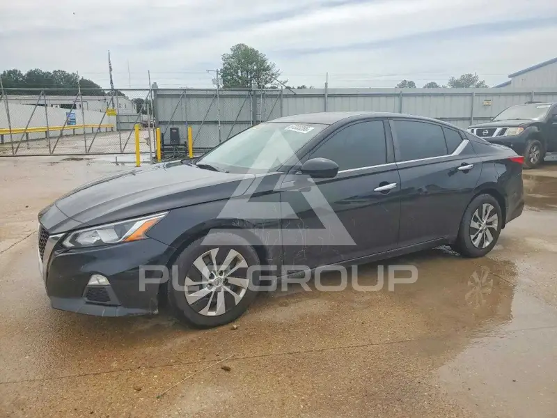 2019 Nissan ALTIMA photo