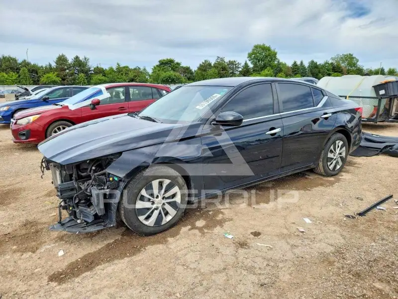 2019 Nissan ALTIMA фото