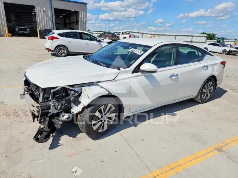 2019 Nissan ALTIMA фото