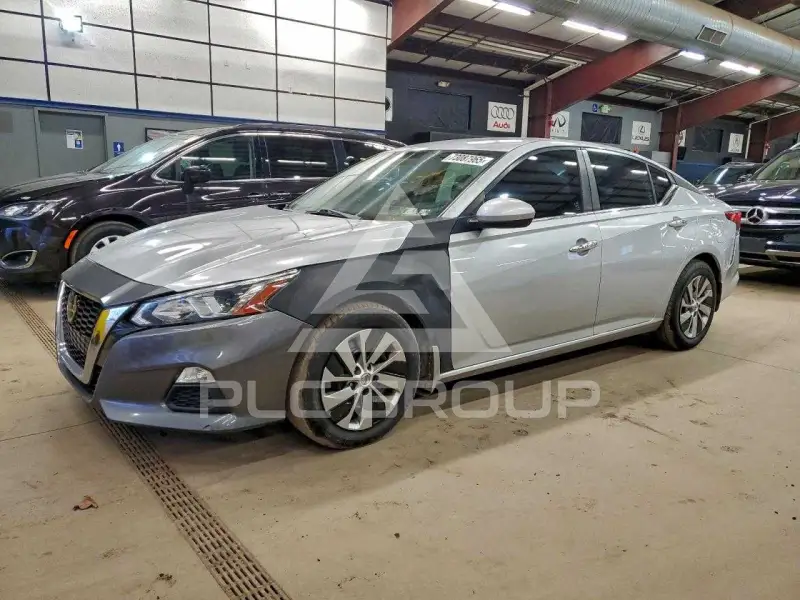 2019 Nissan ALTIMA фото