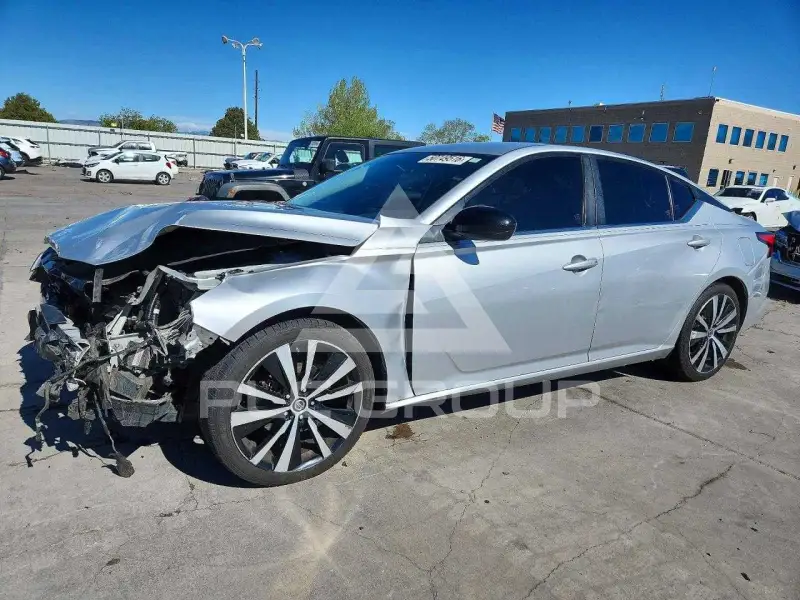 2019 Nissan ALTIMA photo