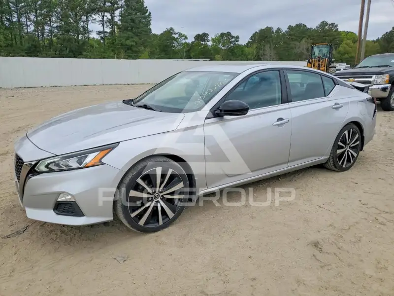 2019 Nissan ALTIMA photo