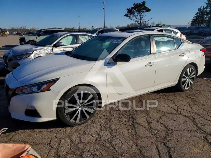 2019 Nissan ALTIMA фото