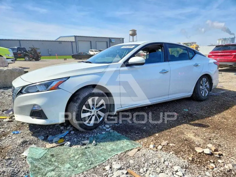 2019 Nissan ALTIMA фото
