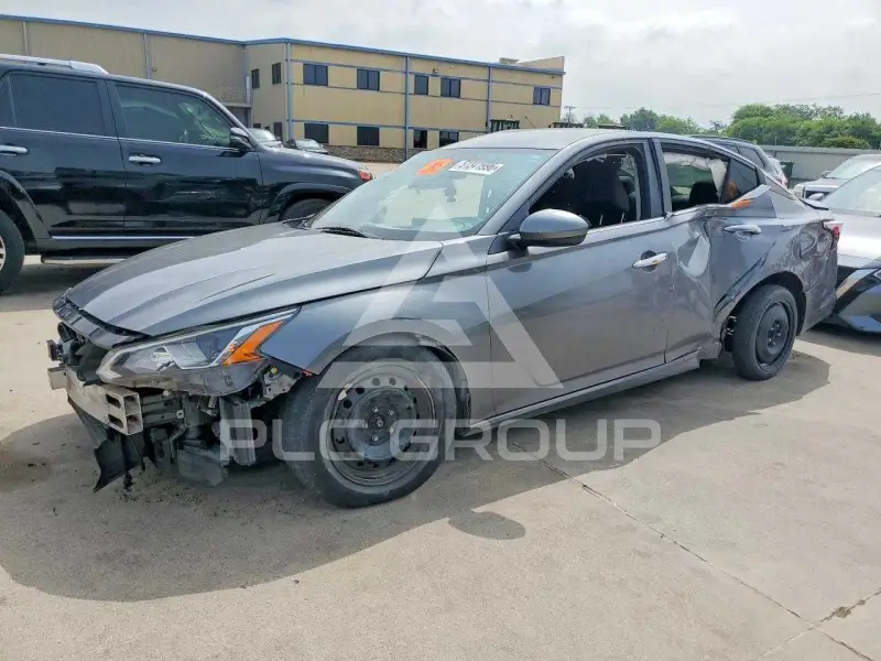 2019 Nissan ALTIMA фото