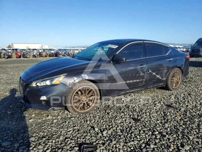 2019 Nissan ALTIMA фото