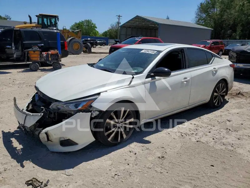 2019 Nissan ALTIMA photo