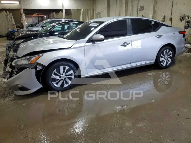 2019 Nissan ALTIMA photo