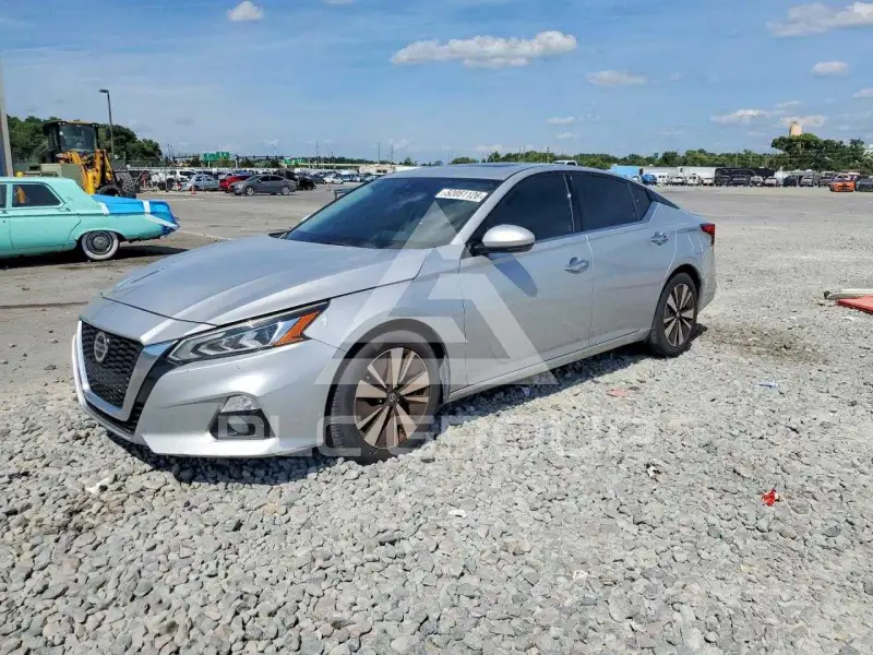 2019 Nissan ALTIMA фото