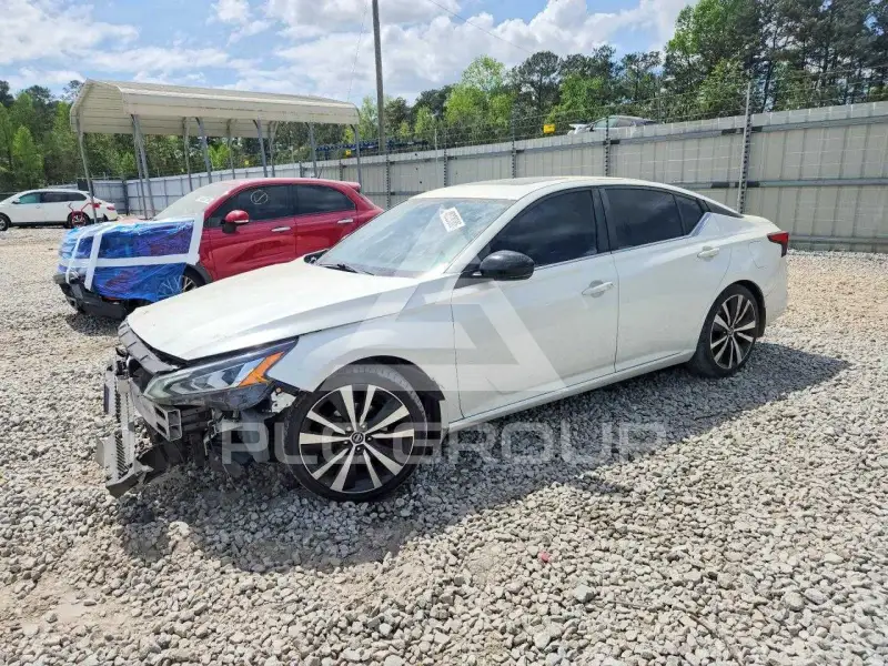 2019 Nissan ALTIMA photo