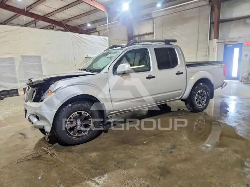 2019 Nissan FRONTIER photo