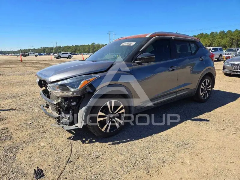 2019 Nissan KICKS photo