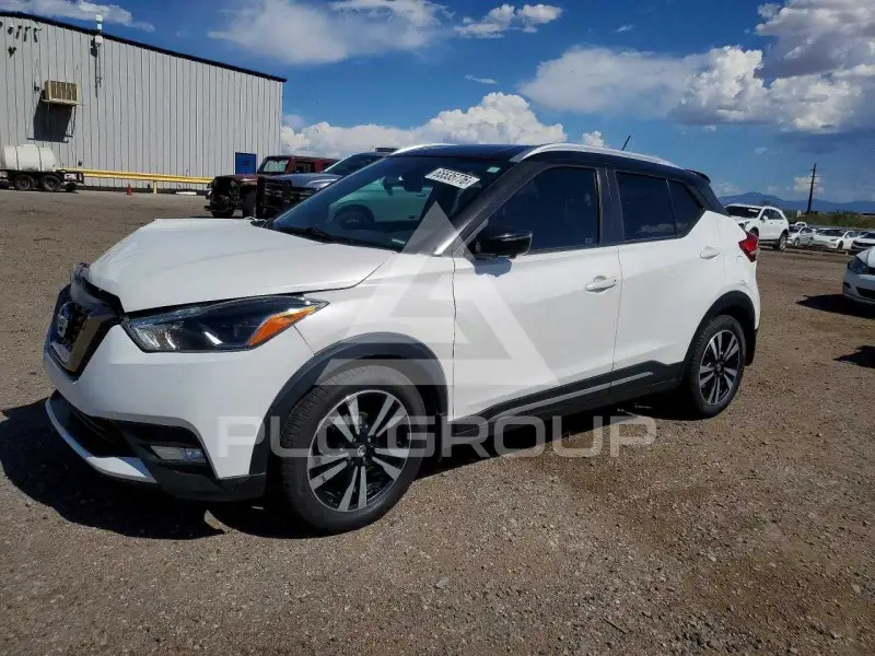 2019 Nissan KICKS photo