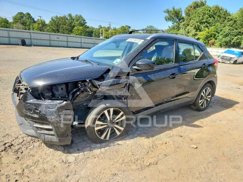 2019 Nissan KICKS фото