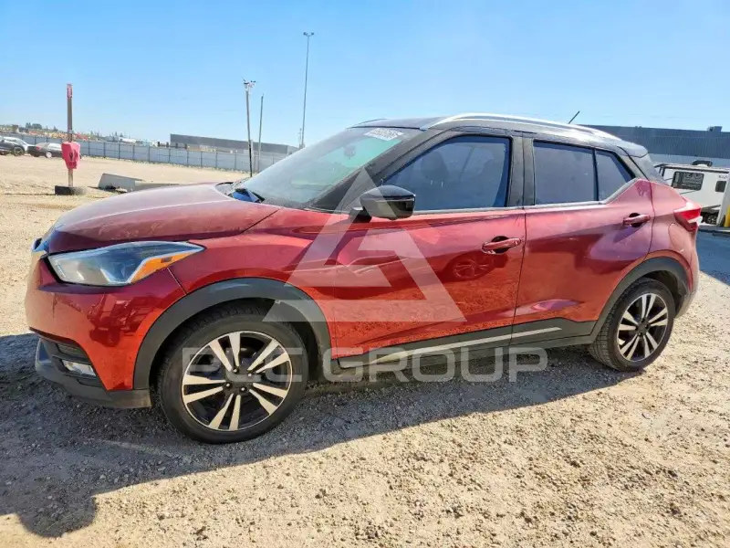 2019 Nissan KICKS photo