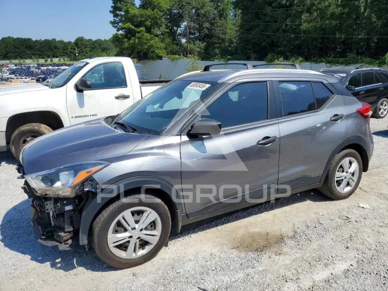 2019 Nissan KICKS photo